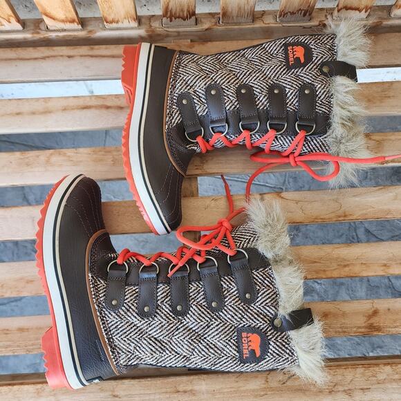 Sorel Tofino Tall Herringbone Fur Winter Boots Women SZ 6 - Picture 3 of 7